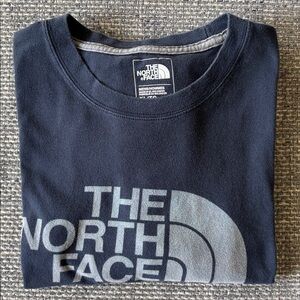 💙The North Face Black Short Sleeve Tee XL – Classic Outdoor Style 💙